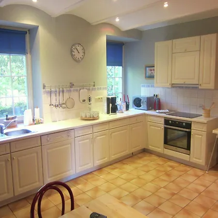 펜션 Spacious Family Villa,