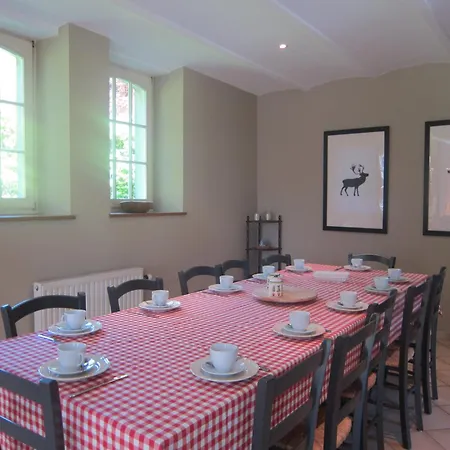 بيت للعطل Spacious Family Villa, Offagne