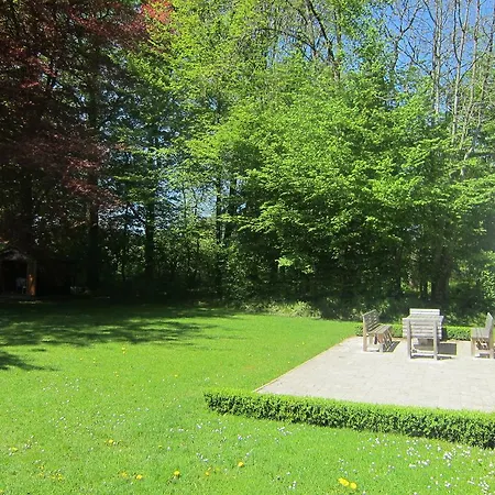 Welcoming In With Garden *